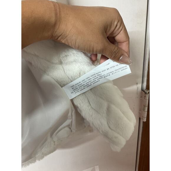 Zara Kids Outer Wear Collection Faux Fur Look Vest Sleeveless Jacket Size 9/10 - Picture 6 of 9